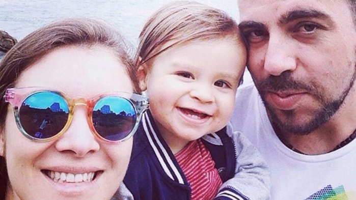 Así saludaron Carla Jara y Kaminski a su pequeño hijo en su segundo cumpleaños