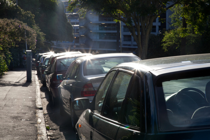 Conductor inglés halla un condón y una nota en su auto con ácido mensaje