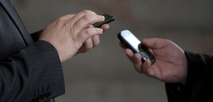 “¿Qué hora es?”: Confusión generó cambio automático en dispositivos móviles