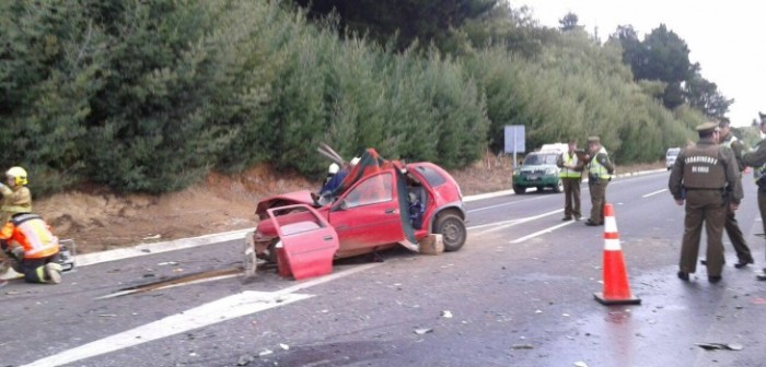 Un muerto y 2 heridos tras accidente de tránsito en ruta Concepción-Cabrero