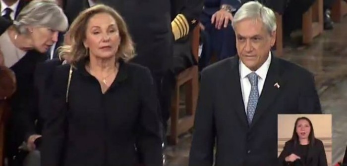 El incómodo ingreso de Sebastián Piñera a la misa en honor a Aylwin