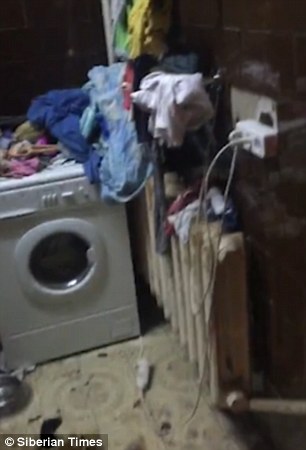 332250CF00000578-0-image-m-95_1460557990081