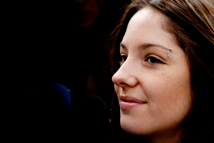 El anillo que lució Kel Calderón y que causó confusión en sus seguidores