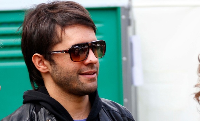 Aseguran que Mario Horton flechó a joven actriz de 