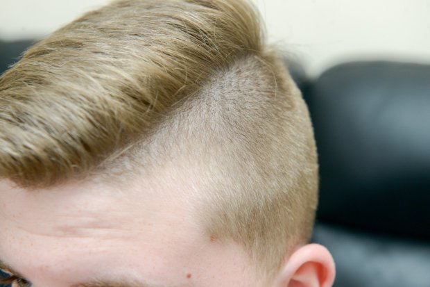 Corte de pelo de Kieran | SWNS - Metro.co.uk