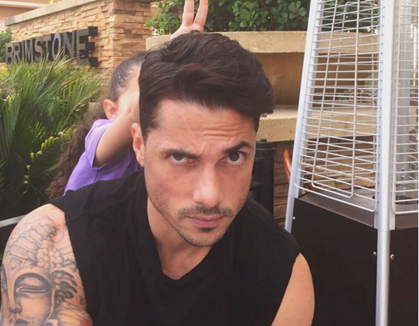 Jorge Alberti publicó en Instagram foto recordando gran reconocimiento recibido en Chile