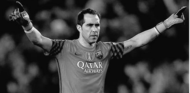 ¡Impresionante! Mira el video en que Claudio Bravo demuestra sus habilidades con el balón