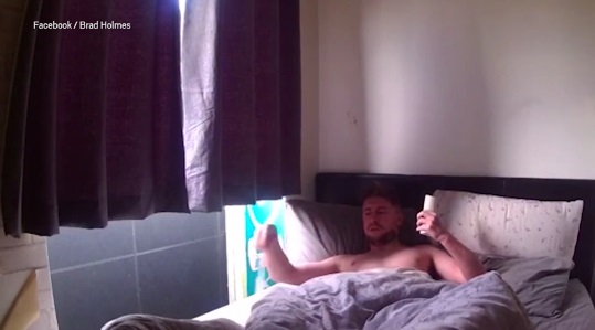 Joven le hizo creer a su novio que la había engañado recurriendo a una extrema idea