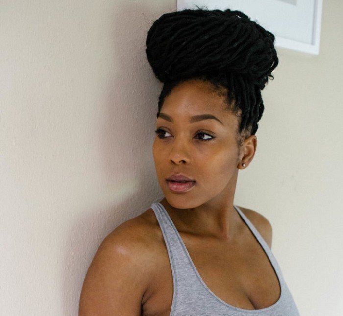 Mamá con estrías recrea sesión en ropa interior de Kendall Jenner para dar potente mensaje