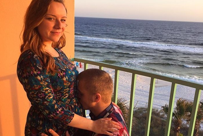 La sincera carta de un futuro padre a su novia embarazada que emociona en Facebook