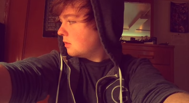 Terror: Joven grabó video en que asegura que su habitación está poseída