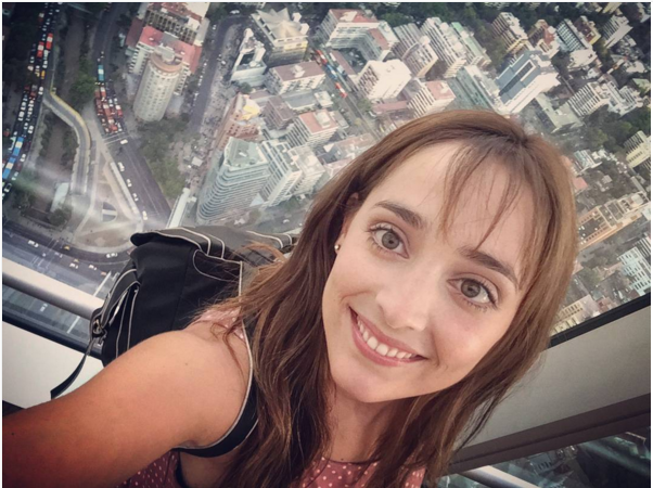 Guapas actrices de 'Papá a la deriva' mostraron todo su glamour en evento de H&M