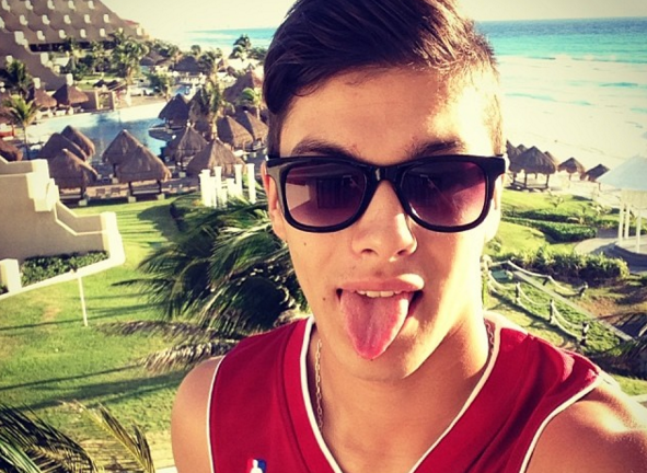 Nicolás Solabarrieta es criticado en Instagram luego de realizar peligroso 'piquero'