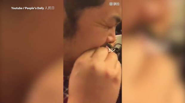 Mujer encara a sujeto que le tomó fotos íntimas en el metro: le dio un merecido castigo