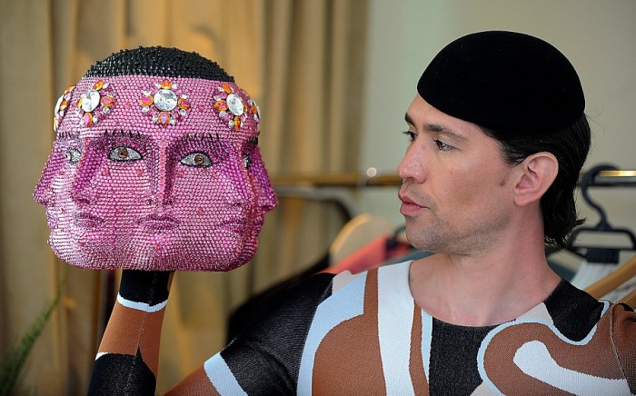 Millonaria deuda complica a padres de Di Mondo: fueron desalojados de lugar en que vivían