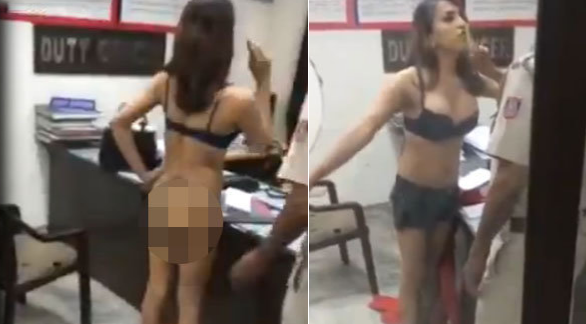 Mujer se desnudó en estación de policía en India: Estaba furiosa