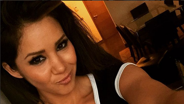 Mariuxi comparte la particular forma en que ella despierta a su pololo: Él se molestó