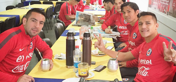 Mauricio Isla compartió hilarante video previo al duelo de la Roja contra Jamaica