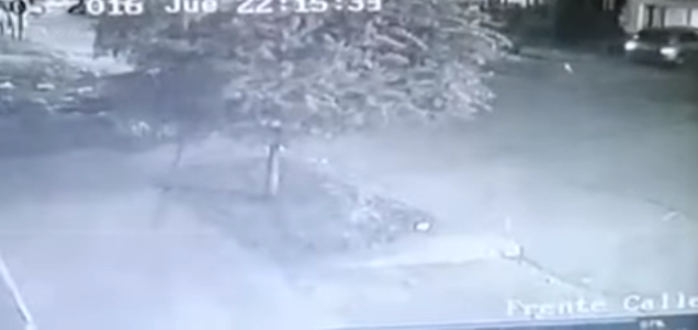 Futbolista fue asesinado de un balazo frente a su esposa y su bebé en un intento de asalto