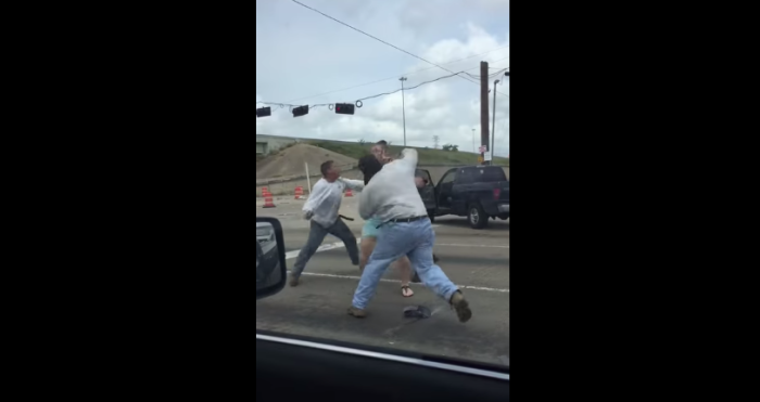 Feroz gresca entre conductores en Estados Unidos se convierte en viral