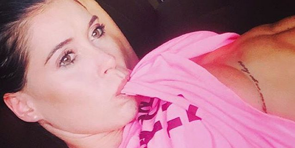 Vale Roth en huelga contra grandes marcas por auspiciar a puros 