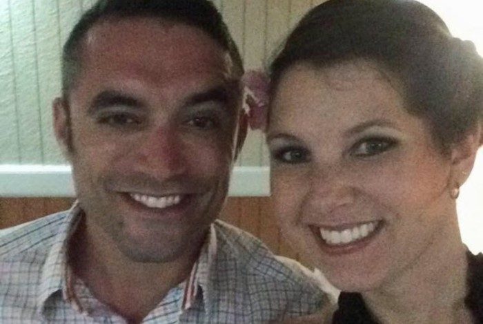 El romántico gesto de un hombre con su mujer que enamora a miles en Facebook