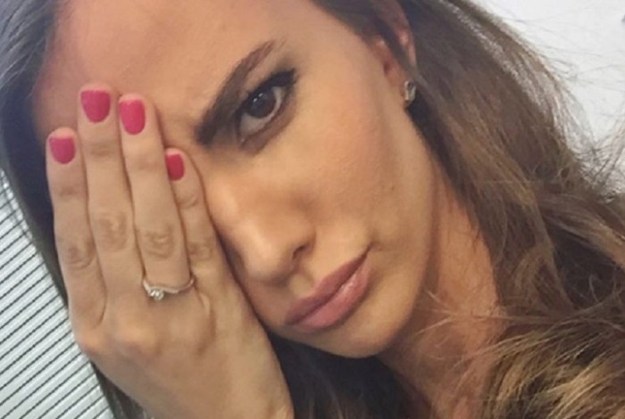 Trollean a Aylén Milla por 'inocente' error de escritura en foto de Instagram