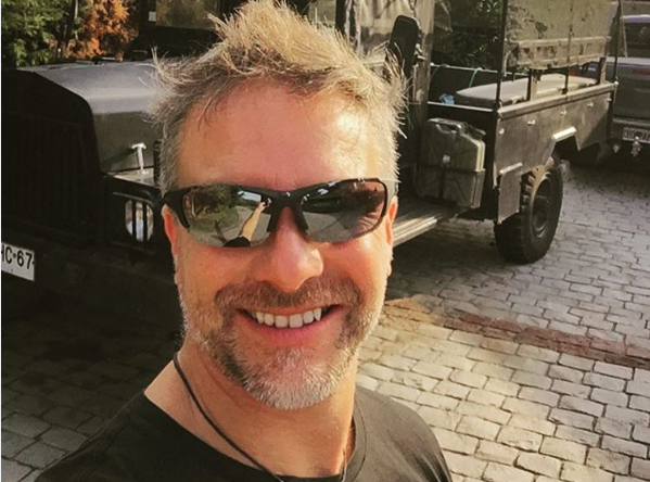 La vestimenta con la que Bernardo Borgeat fue escogido como el peor vestido de la semana