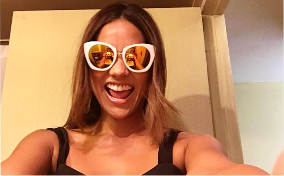 La llenaron de piropos: Camila Recabarren comparte imagen de sesión de fotos profesional