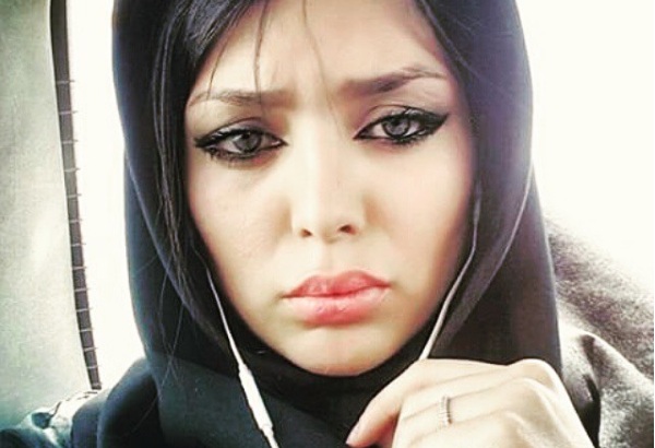 Modelo iraní fue arrestada y tratada de indecente por utilizar Instagram