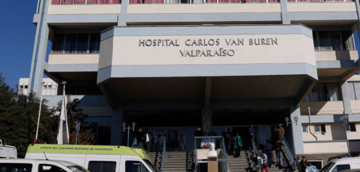 130 personas fueron evacuadas tras incendio en Hospital Carlos Van Buren de Valparaíso