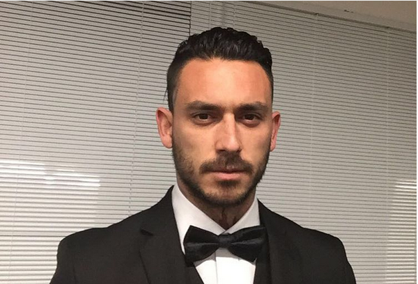 Pura elegancia: Mauricio Pinilla debutó como modelo de importante tienda de ropa