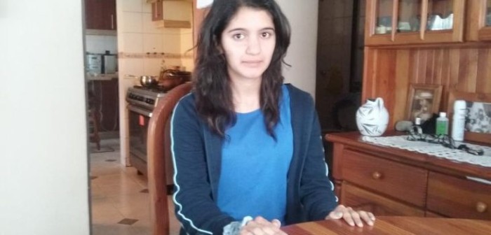 Buscan a micrero que lanzó a universitaria contra el pavimento por pagar escolar