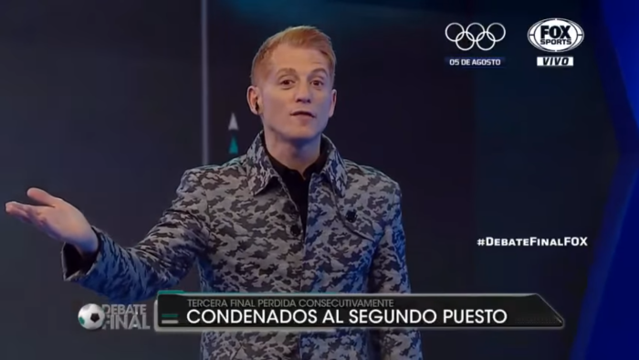 Hinchas argentinos publican número de conocido periodista argentino: lo acusan de 'mufa'