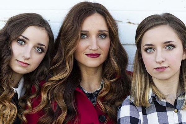 El honesto mensaje de una madre de gemelas sobre la lactancia materna