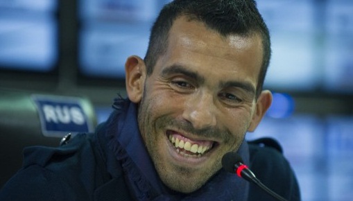 Carlos Tevez y la broma que casi produce ataques cardíacos en la prensa argentina