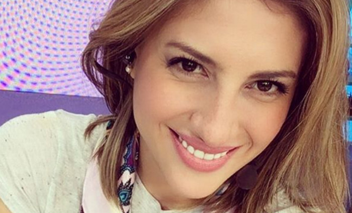 Karen Bejarano pasó siete horas tiñéndose el pelo y fue duramente criticada en Instagram