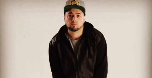 Con esta foto Rigeo apoyó a Camila Recabarren tras críticas por besar a su hija en la boca