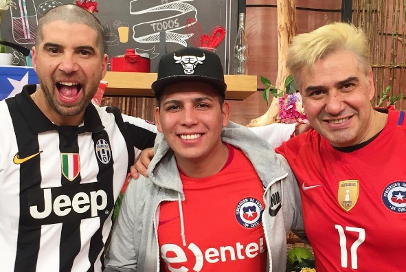 Atrás el rubio: Jaime Coloma vuelve a teñirse el pelo tras cumplir apuesta en 