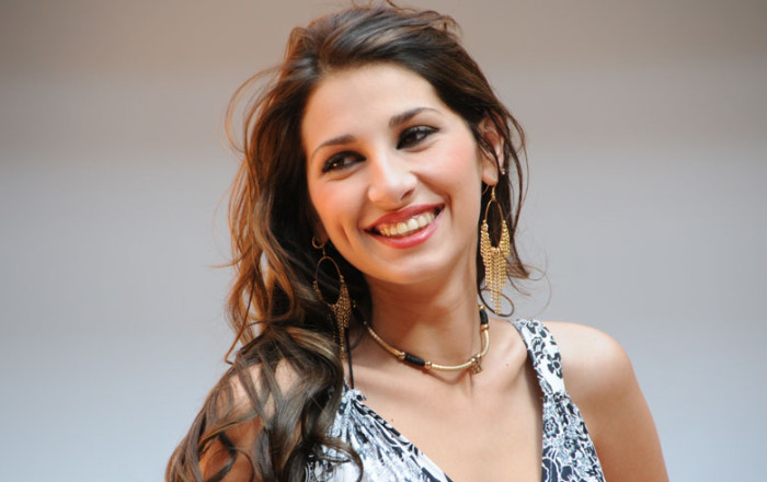 Perla Ilich anuncia su reaparición en TV con drástico cambio de look