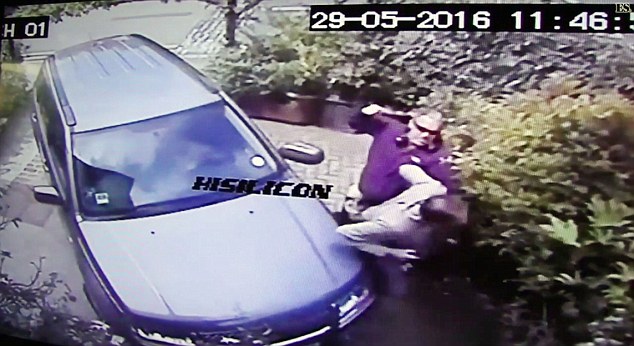 Multimillonario magnate dio brutal paliza a un anciano de 66 años que se le 'atravesó'