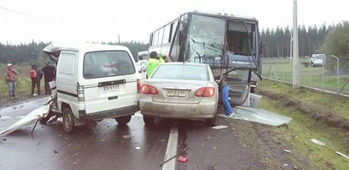 Dos adultos y un menor mueren tras accidente de tránsito en ruta que une Huépil y Tucapel