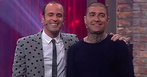 CNTV acogió demanda presentada por la UDI tras aparición de DJ Méndez en 'Kamaleón'