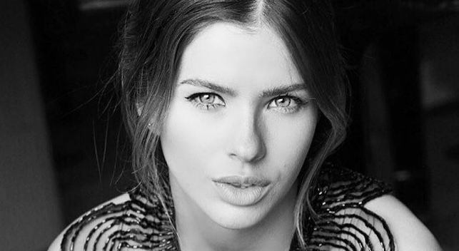 Tras la polémica por su supuesto desnudo, China Suárez deslumbró con osada transparencia