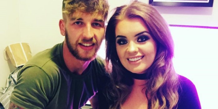 Joven elaboró extrema lista de reglas para su novio durante sus vacaciones con amigos