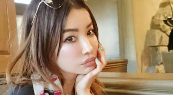 No creerás la edad de esta modelo japonesa que la rompe en redes sociales