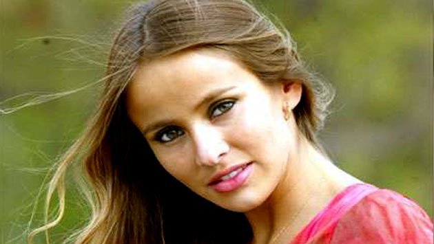 Paloma Aliaga llegó a tribunales con un rostro irreconocible: tuiteros quedaron impactados