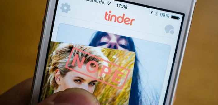 La gran diferencia entre hombres y mujeres a la hora de usar Tinder