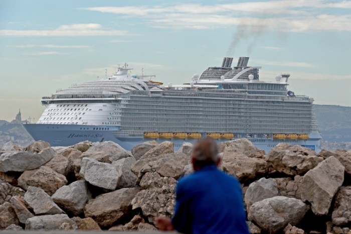 Accidente en el barco más grande del mundo deja un muerto y 4 heridos