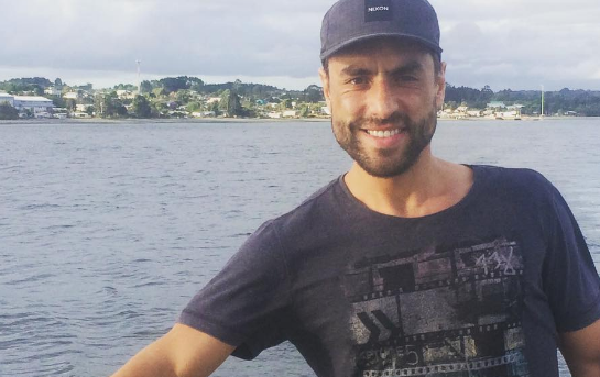 Álvaro Gómez preocupó a sus seguidores con lesión que sufrió jugando fútbol